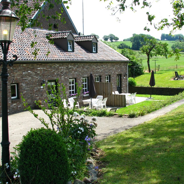 Karakteristieke woning met een terras 