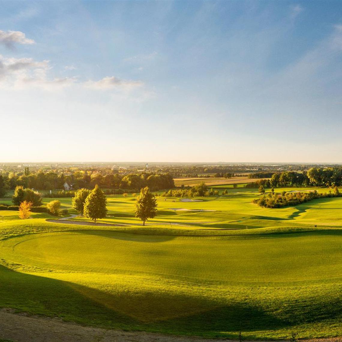 Uitzicht vanaf golfbaan het Rijk van Margraten