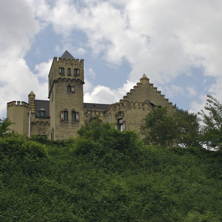 Zicht op Kasteel Geulzicht bij Valkenburg aan de Geul