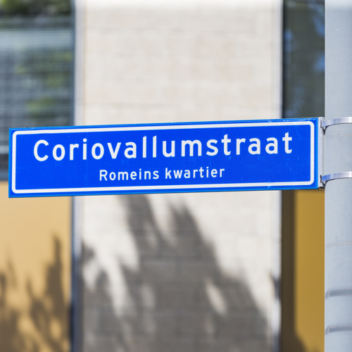 Straatnaambord Coriovallumstraat Romeins Kwartier in Heerlen