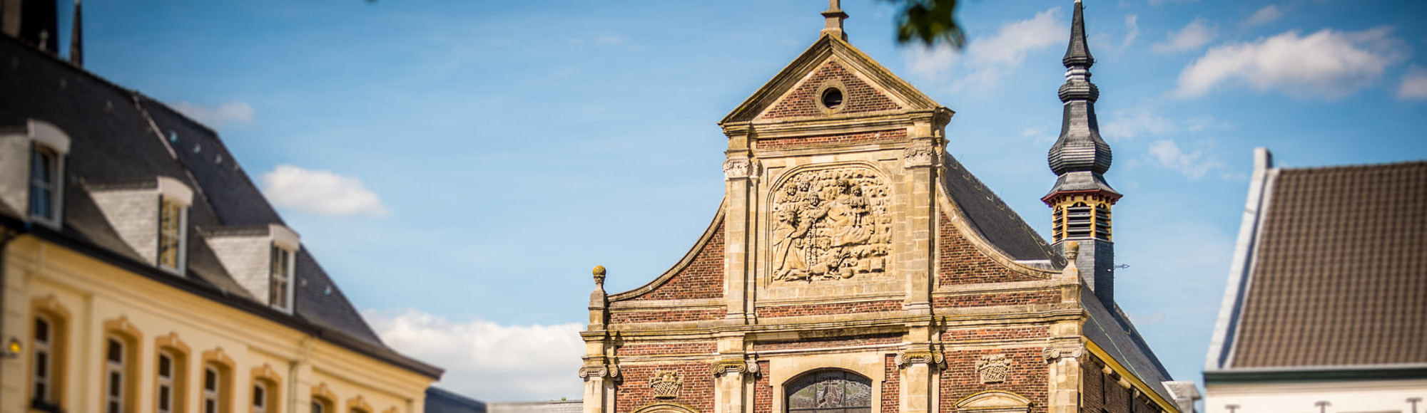 St Michielskerk op de markt in Sittard