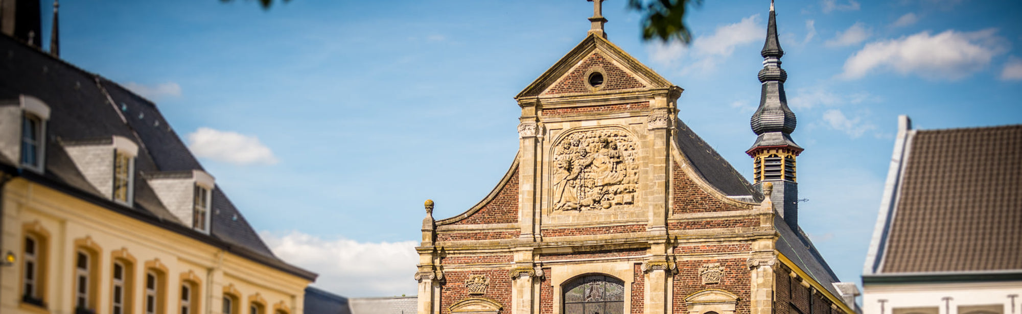 St Michielskerk op de markt in Sittard