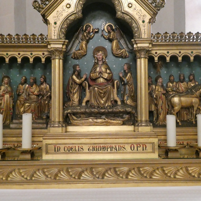 Gouden artefact van de martinuskerk in Beek 