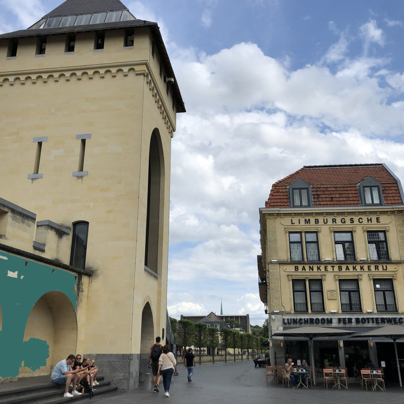 foto van de geulpoort in Valkenburg