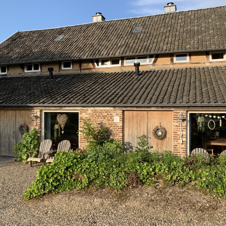 Vooraanzicht van vakantiewoning Hoeve de Vrijheerlijkheid in Kuttingen