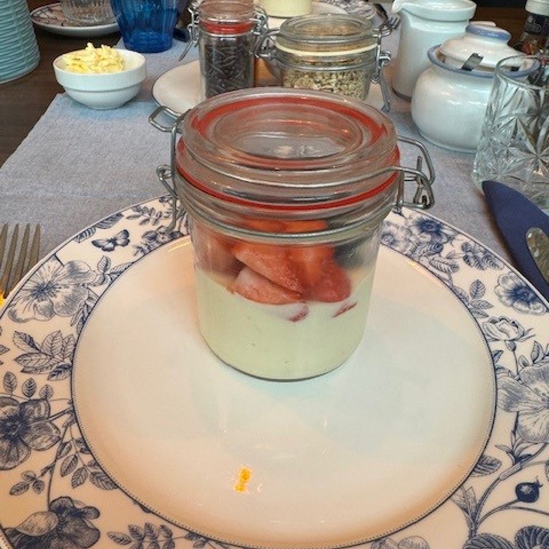 yoghurt met fruit 